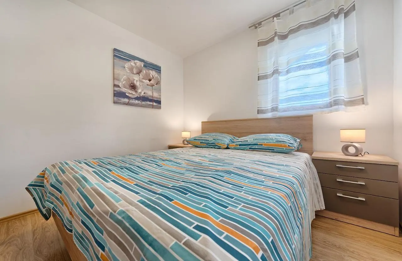 Apartmani Marina Trogir Guest house