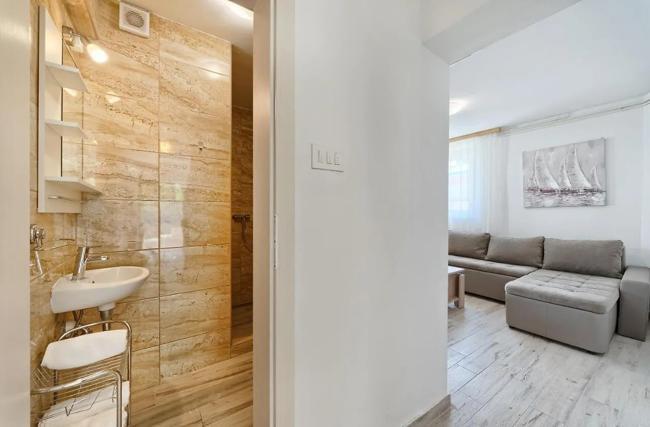 Casa de hóspedes Apartmani Marina Trogir
